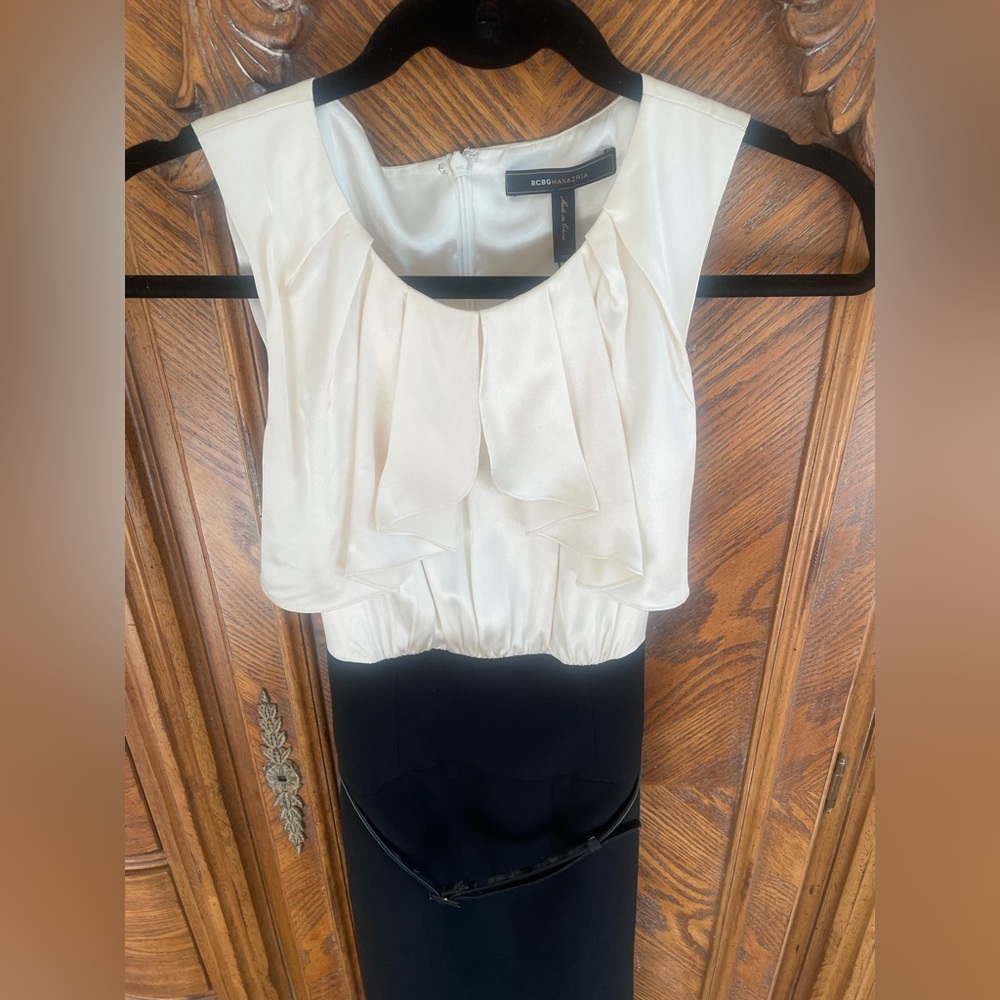 BCBG Maxazria fitted dress with belt; size 2; Never worn